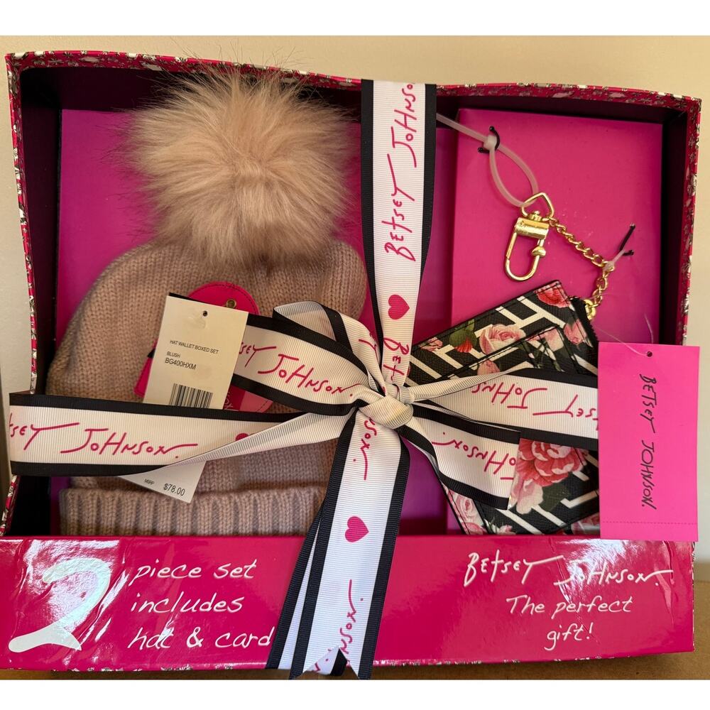 Betsey Johnson beanie hat & wallet gift set pastel pink